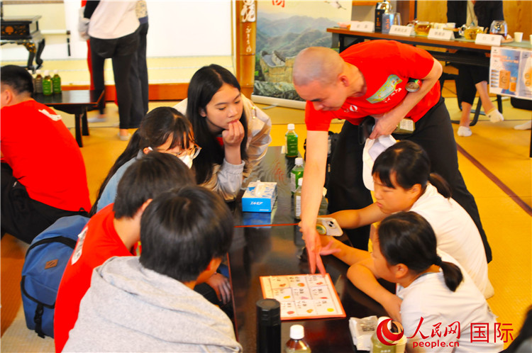 中日青少年聯(lián)歡交流會(huì)現(xiàn)場(chǎng)。人民網(wǎng) 蔣曉辰攝