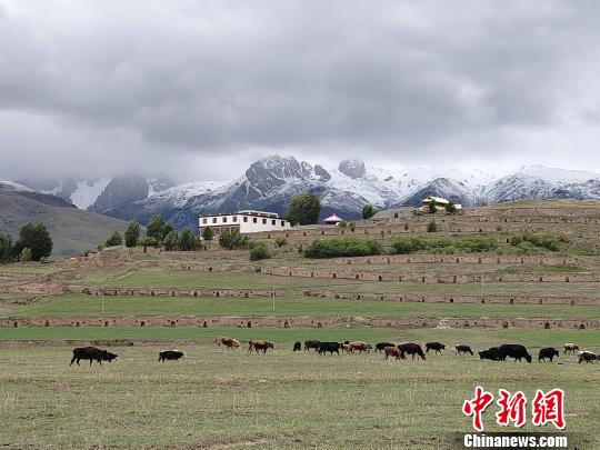 重走十八軍進(jìn)藏路：不忘歷史，才能堅定信念