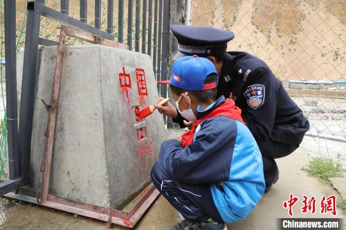 邊境上的警營開放日感受體驗(yàn)別樣“警彩”