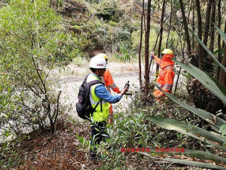 資訊有故事丨秘魯安第斯國家公路項目 “為當(dāng)?shù)孛癖娦藿ㄐ腋：陀颜x之路”