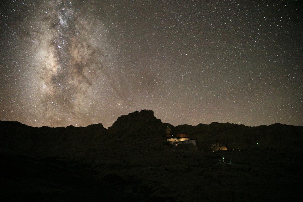 阿里暗夜星空。旦真次旦攝